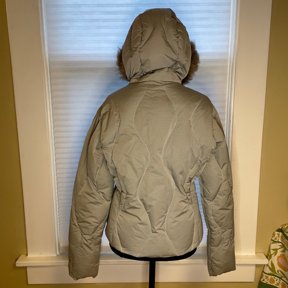 Salomon XS/P Women's Light Brown/grey fur Hooded Puffer Jacket, down - Picture 2 of 15